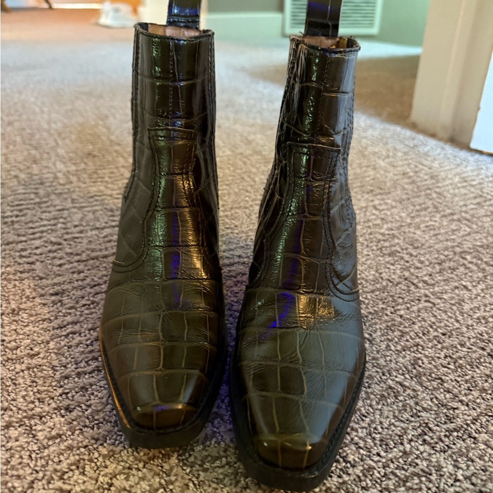 Gannon Snake Skin Short Western Boot